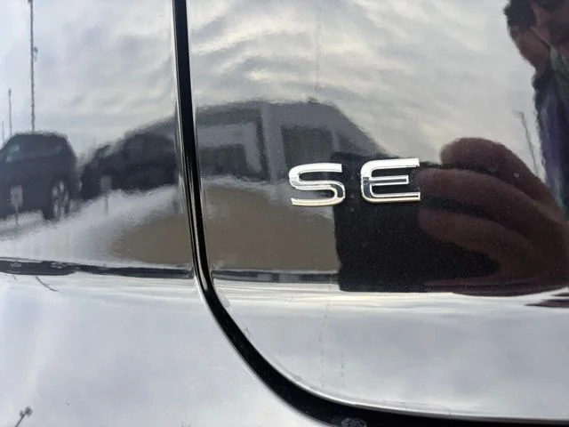 New 2026 Black Volkswagen 2.0T SE w/Technology image 13
