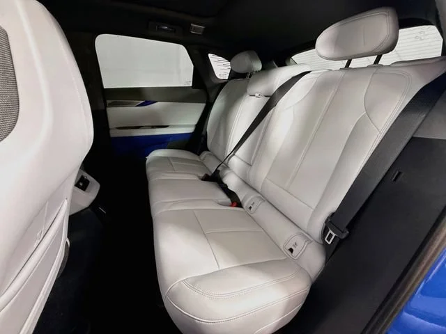 2027 Cadillac OPTIQ Luxury - Photo 7