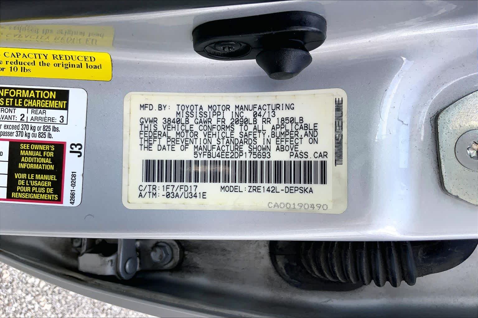 Used 2013 Classic Silver Metallic Toyota S image 35