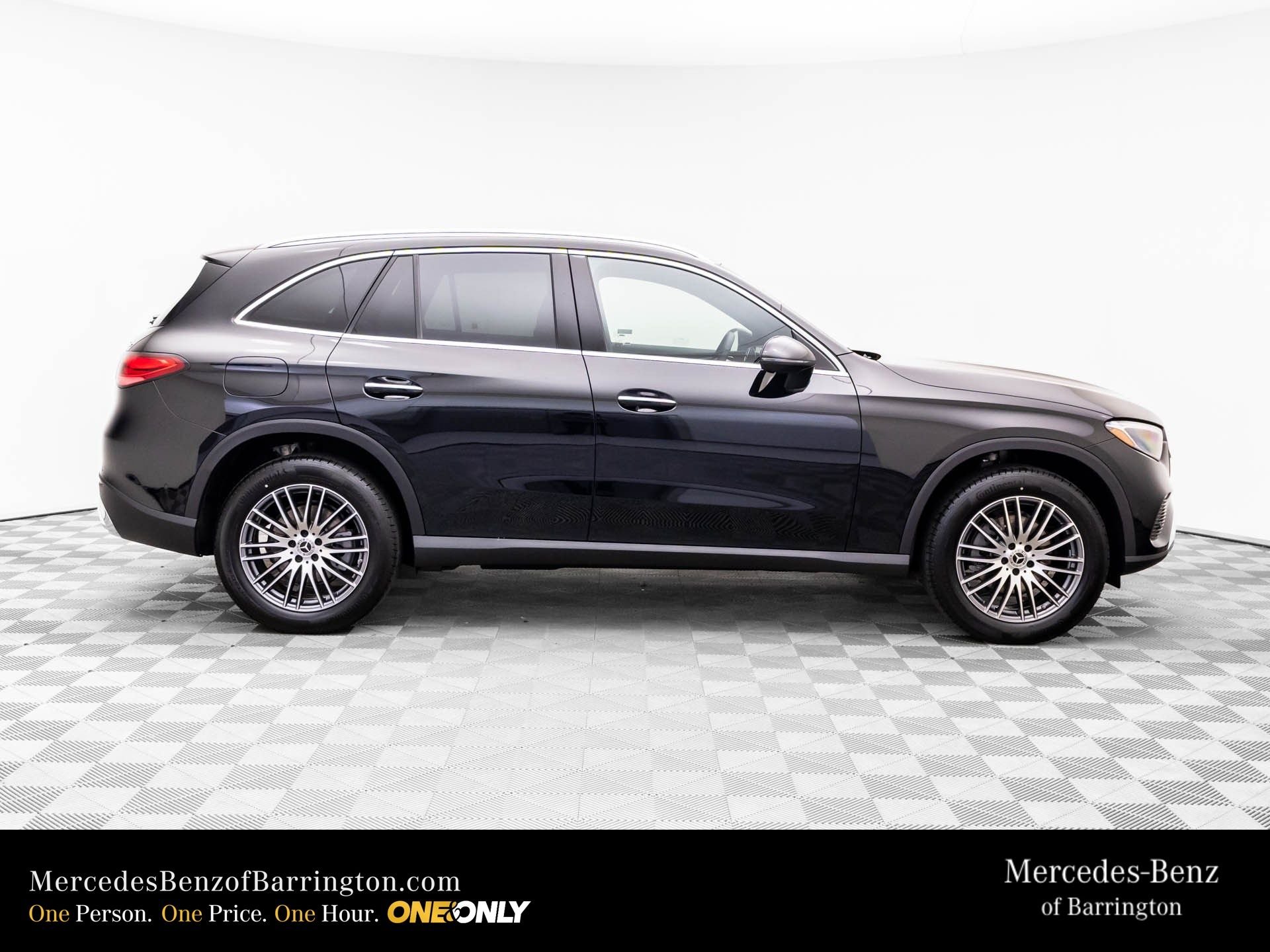 New 2026 Black Mercedes-Benz GLC 300 image 7