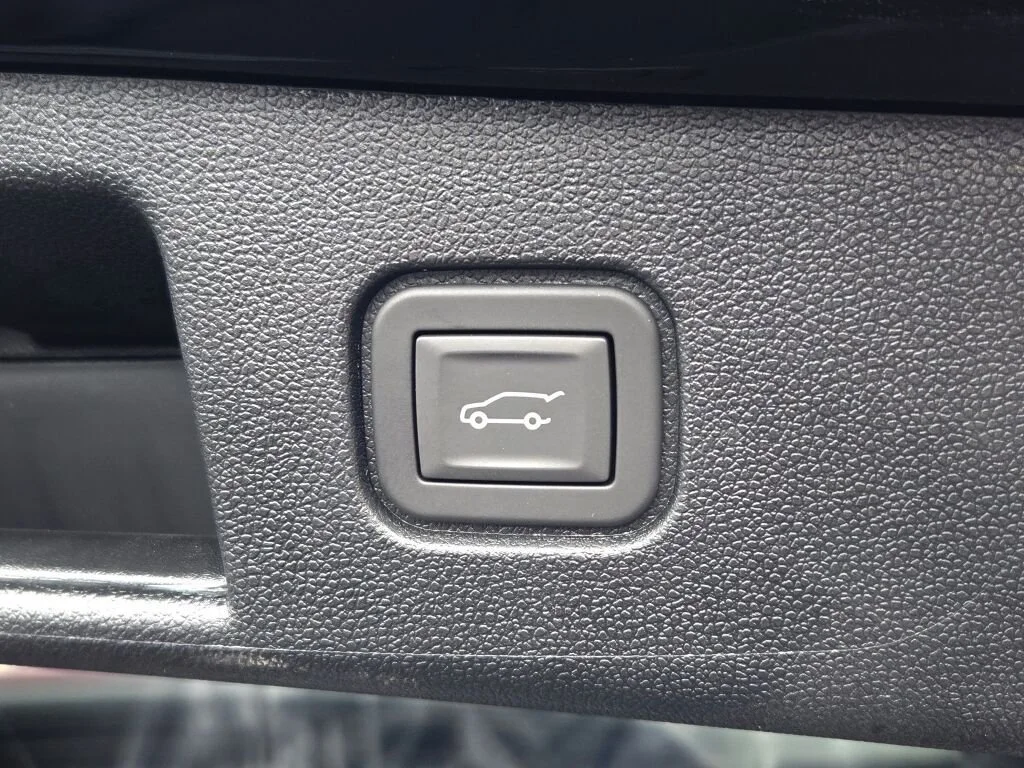 2025 Chevrolet Blazer EV LT - Photo 17