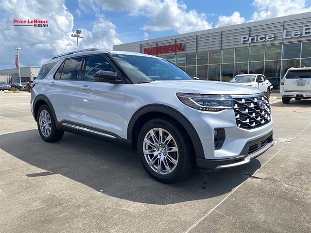 2025 Ford Explorer Platinum (PL535)'s photo