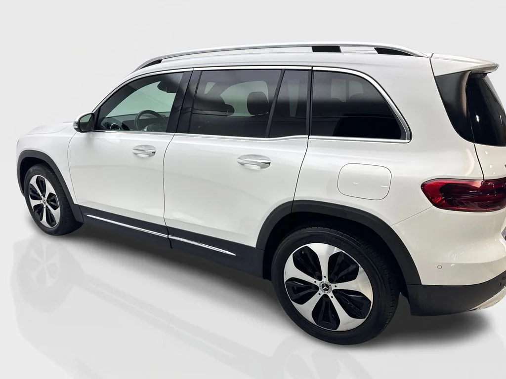 Used 2024 White Mercedes-Benz GLB 250 image 14
