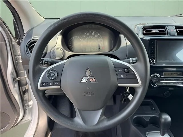 Used 2024  Mitsubishi ES image 23