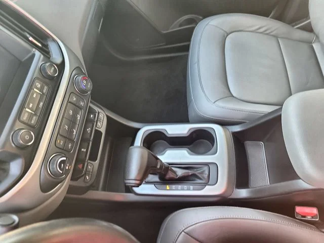 Used 2016 White Chevrolet LT image 25