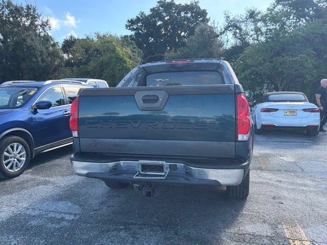 Used 2005 Bermuda Blue Metallic Chevrolet Z66 image 2