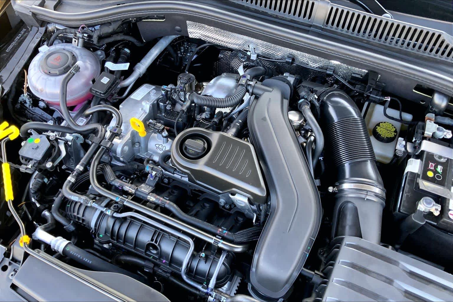 New 2026 Deep Black Pearl Volkswagen SE image 17