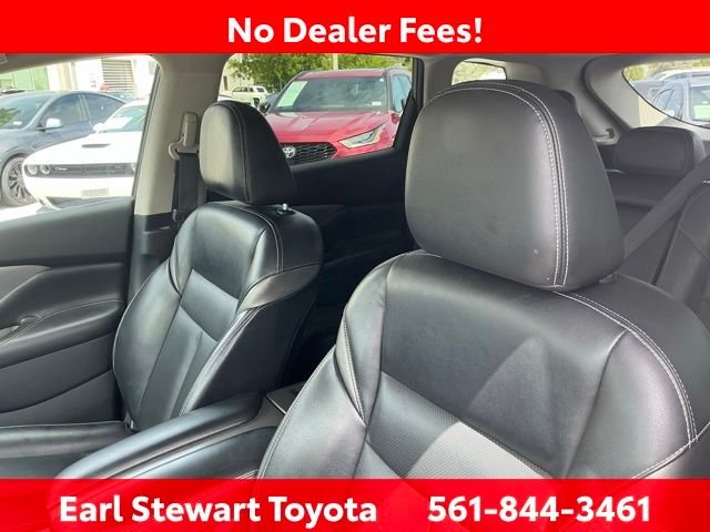 Used 2023 Red Nissan SL image 20