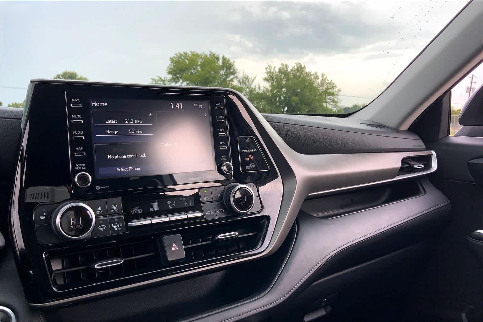 Used 2020 Blueprint Toyota XLE image 35