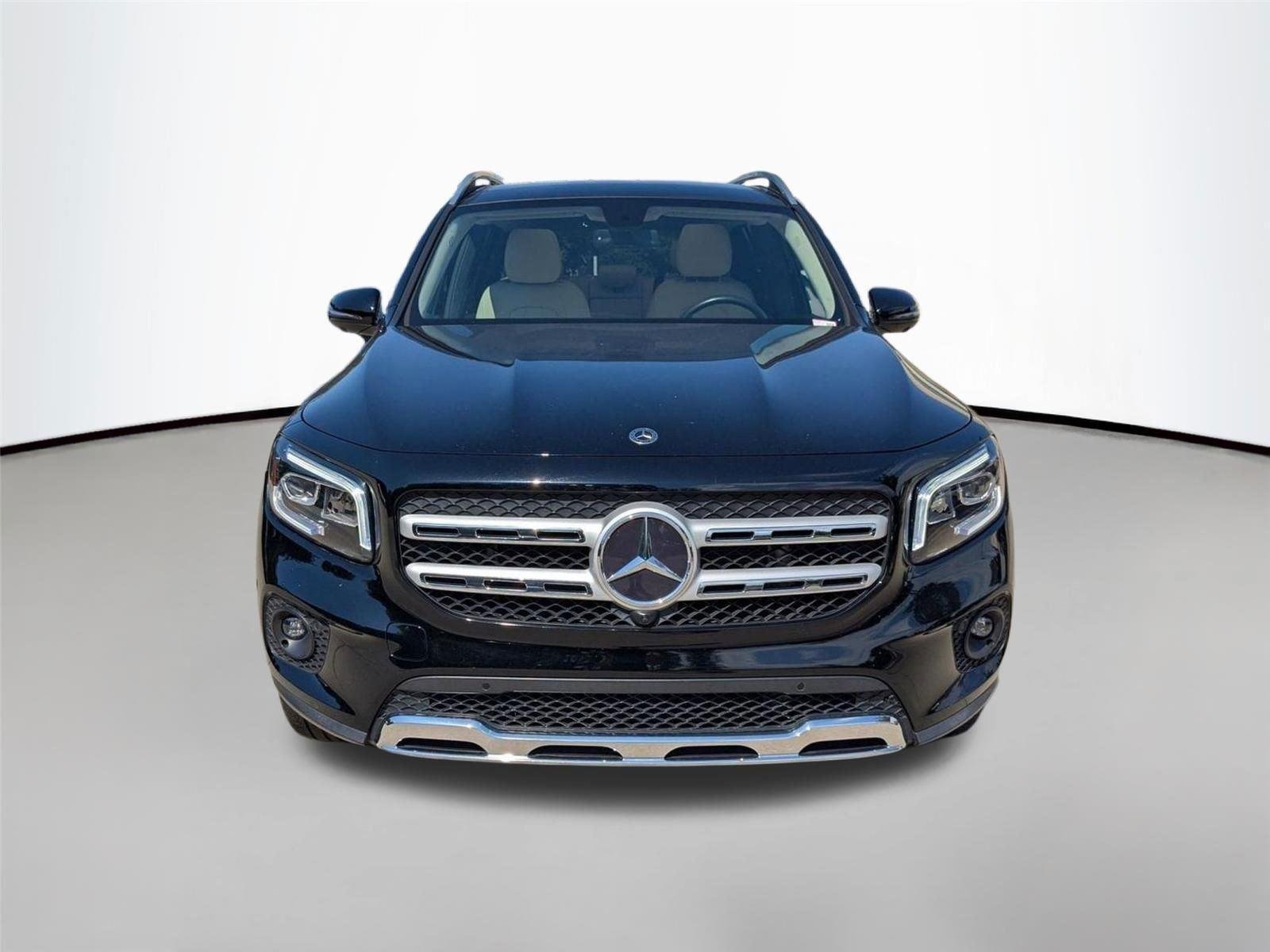 Used 2021 BLACK MERCEDES-BENZ TRUCK  image 2