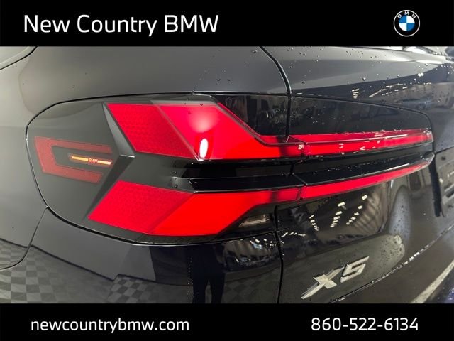 New 2026 Carbon Black Metallic BMW xDrive40i image 31