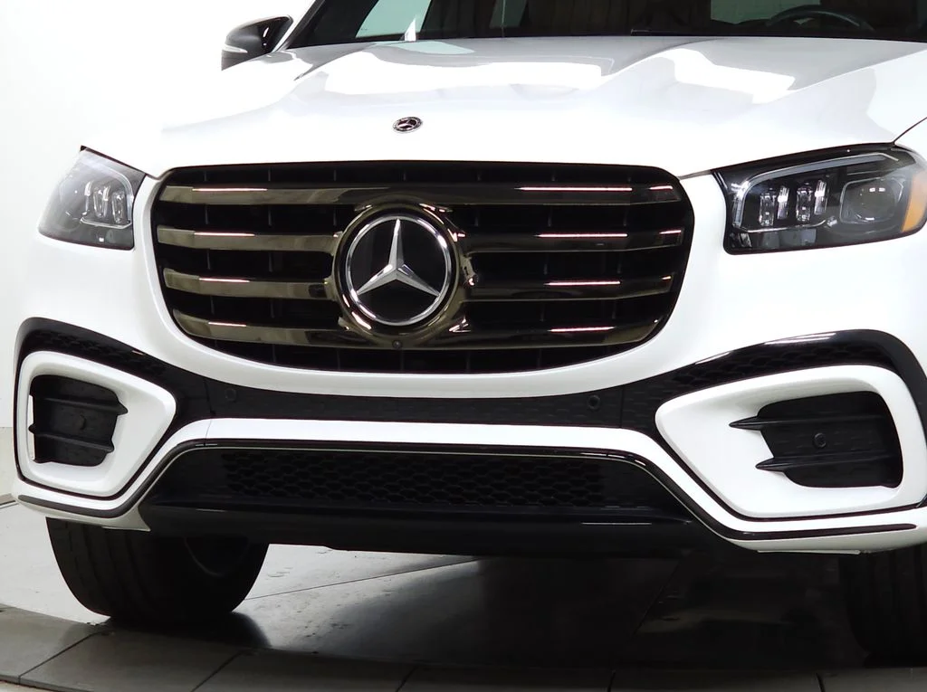Used 2024 White Mercedes-Benz GLS 450 image 11