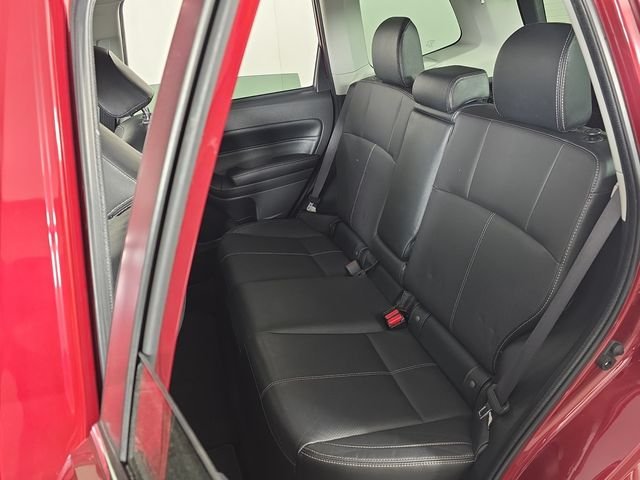 Used 2018 Red Subaru 2.5i Touring image 18