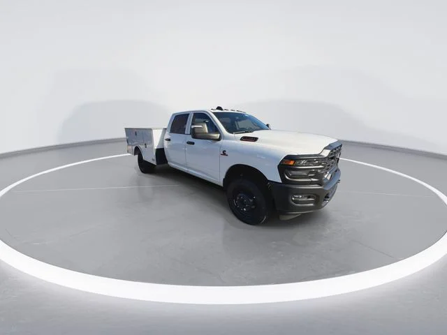 2026 RAM 3500 Chassis Tradesman - Photo 2