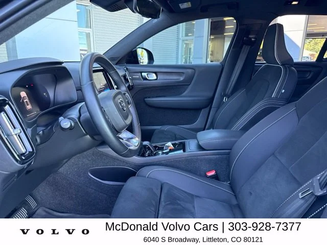 Used 2023 Black Volvo Ultimate image 6