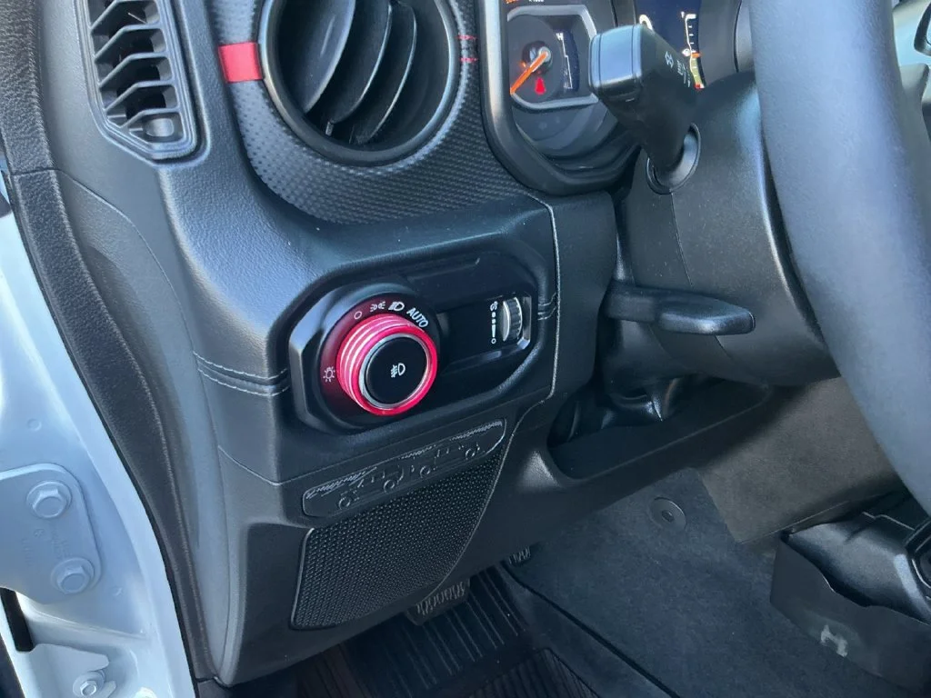 Used 2024 White Jeep Rubicon image 32