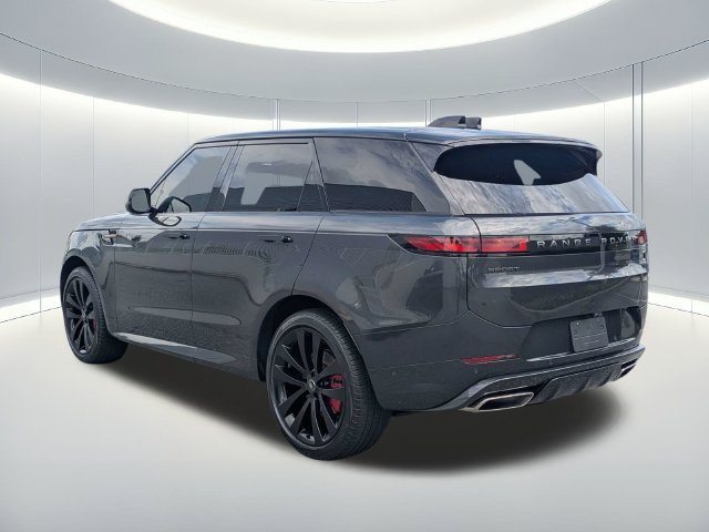 Used 2024 Gray Land Rover Dynamic SE image 4