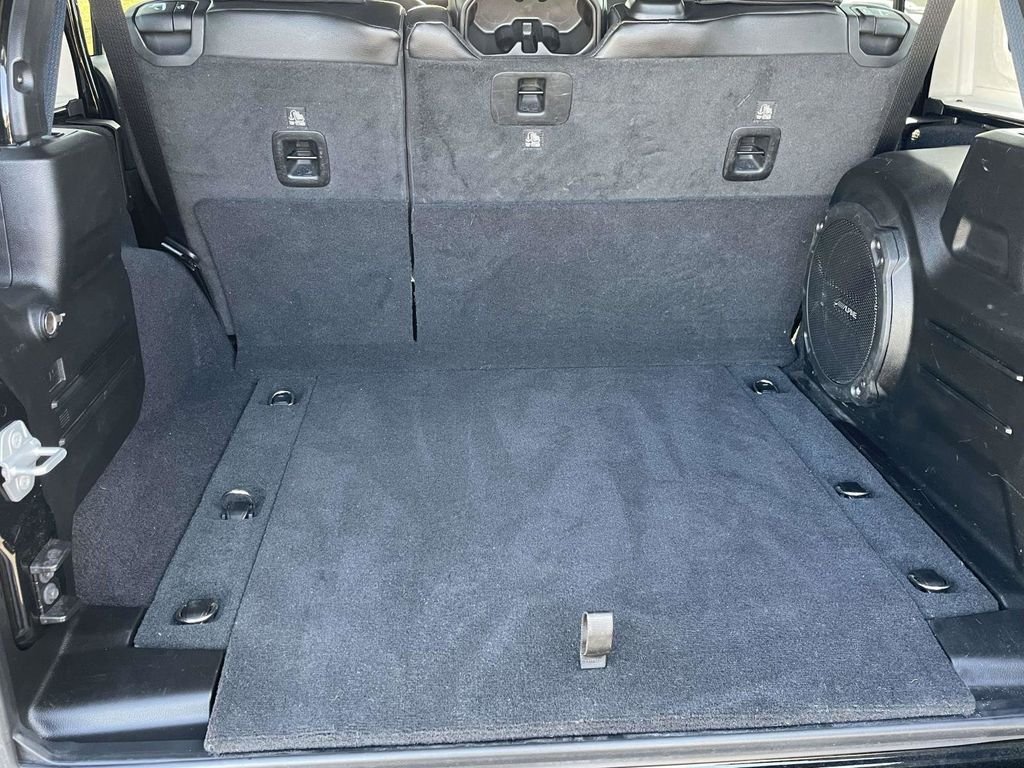 Used 2023 Black Jeep Rubicon 392 image 28