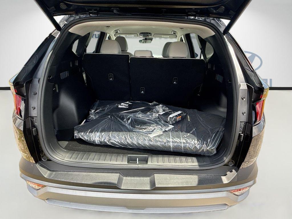 New 2026 Phantom Black Hyundai SEL FWD image 19