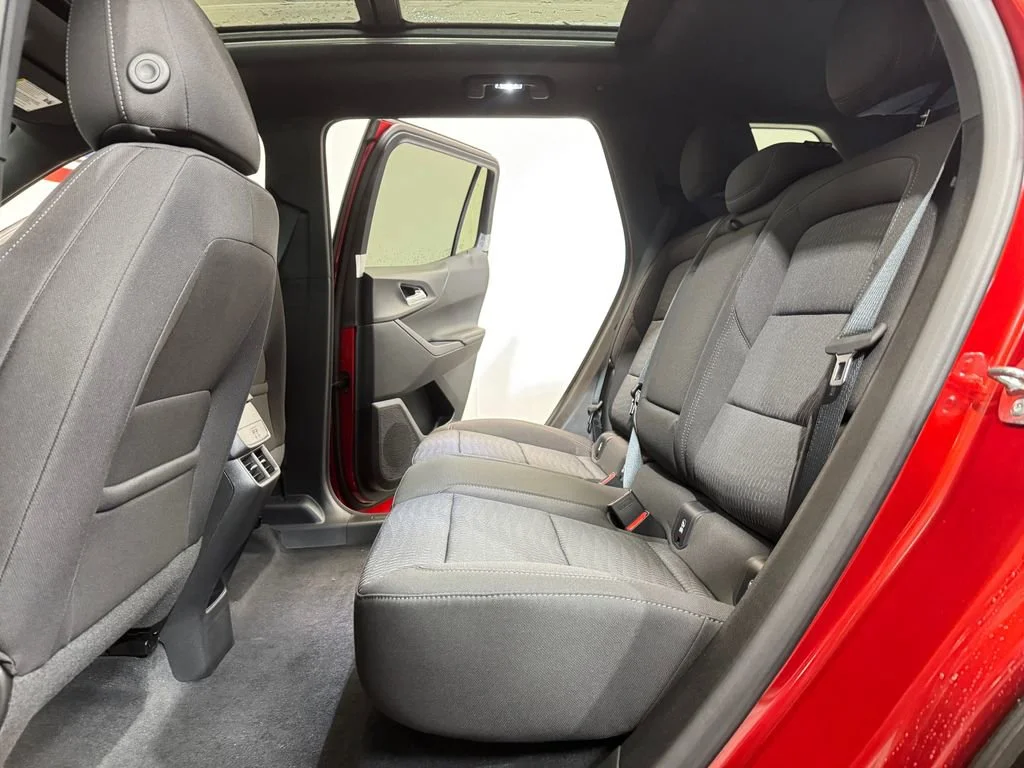 2026 Chevrolet Equinox LT - Photo 10