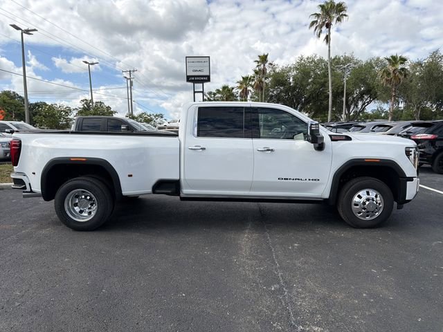 2026 GMC Sierra 3500HD Denali - Photo 3