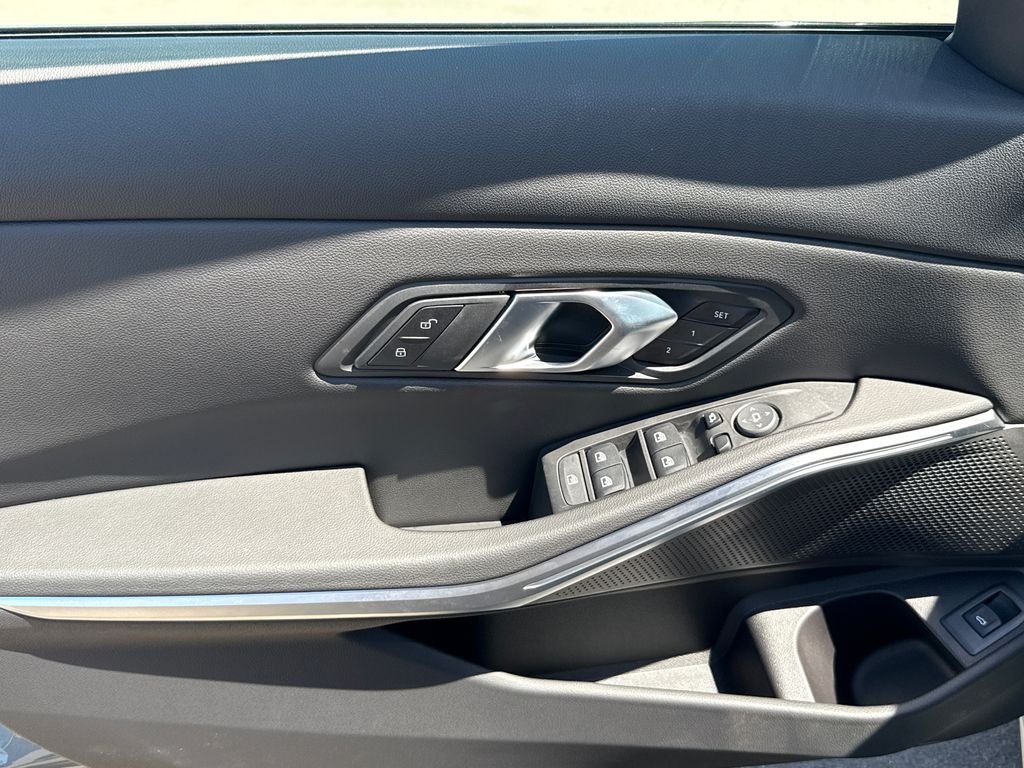 New 2026 Skyscraper Grey Metallic BMW 330i image 7