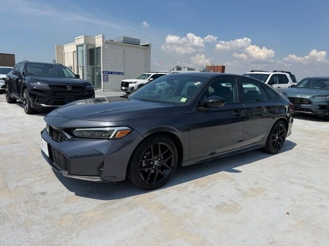 Used 2025  Honda Sport image 3