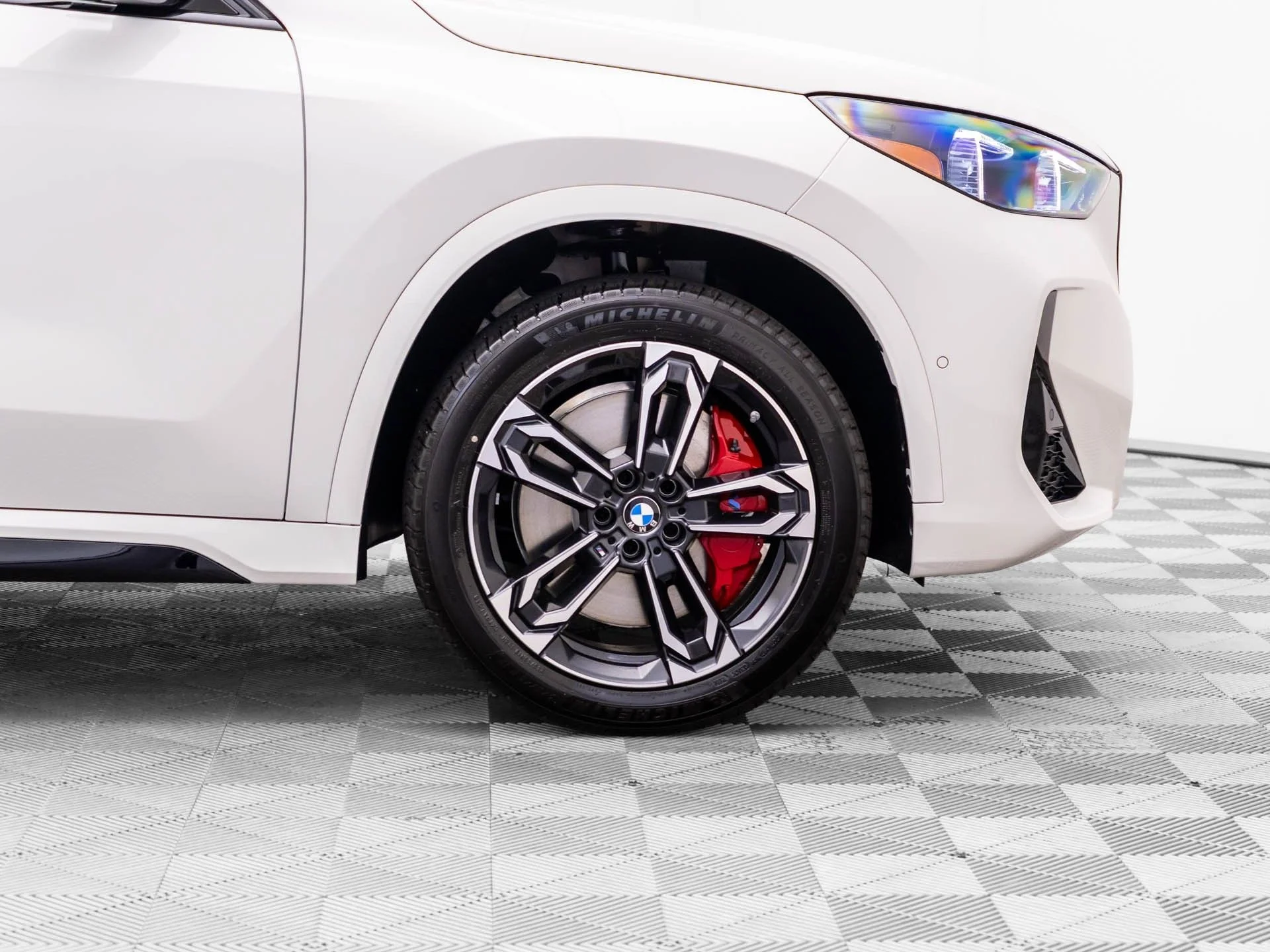 New 2026 White BMW xDrive28i image 36