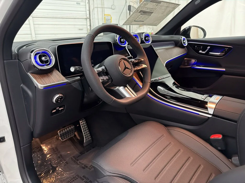 New 2027 White Mercedes-Benz GLC 300 Coupe image 13