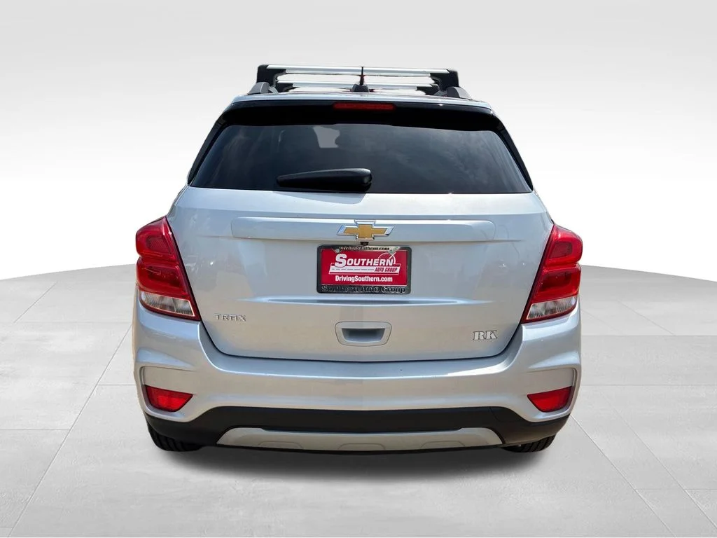 Used 2021 Silver Chevrolet LT image 4