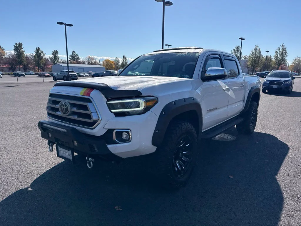 Used 2020 Super White Toyota Limited image 3