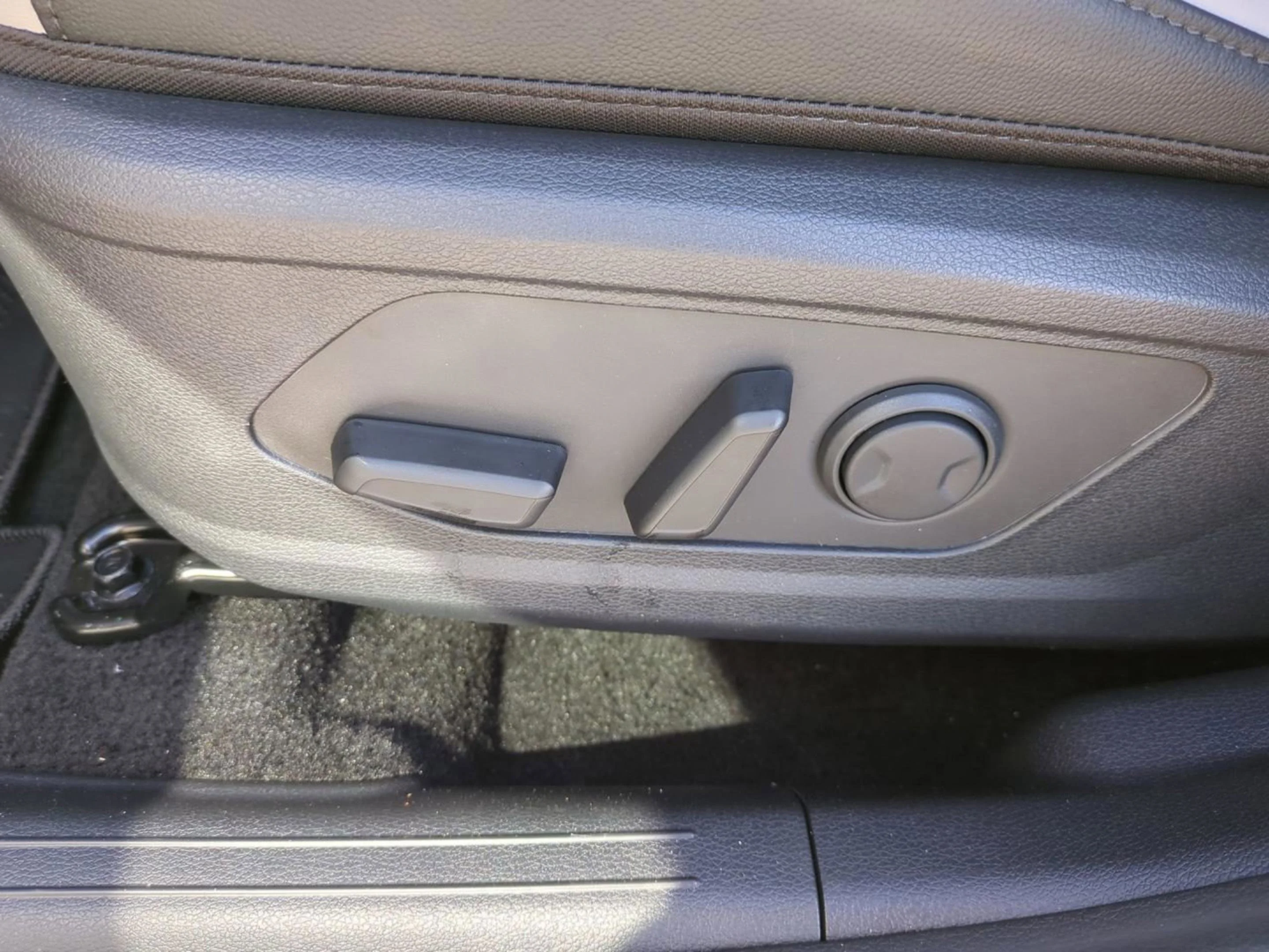 New 2026 Panthera Metal Gray Kia EX image 52