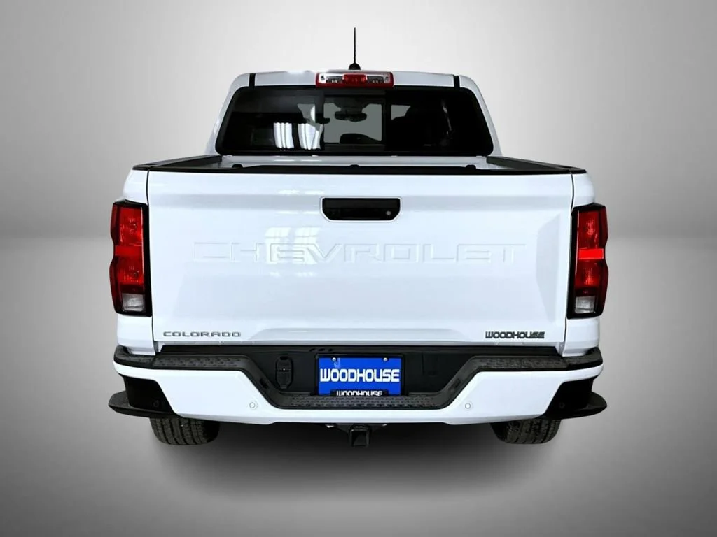 New 2026 Summit White Chevrolet LT image 6
