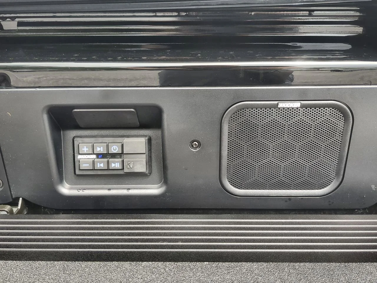 New 2026 Onyx Black GMC AT4X image 36