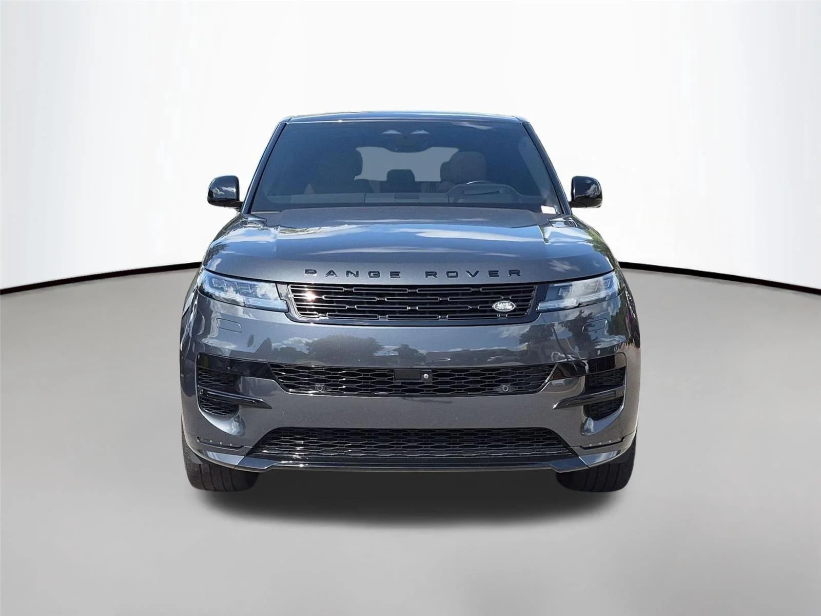 Used 2025 Carpathian Grey Premium Metallic Land Rover Dynamic SE image 8