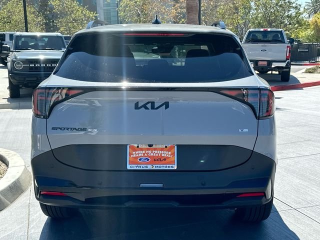 New 2027 Wolf Gray Kia X-Line image 6