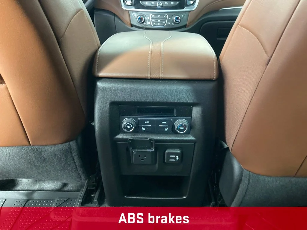 Used 2020 Black Chevrolet High Country image 18