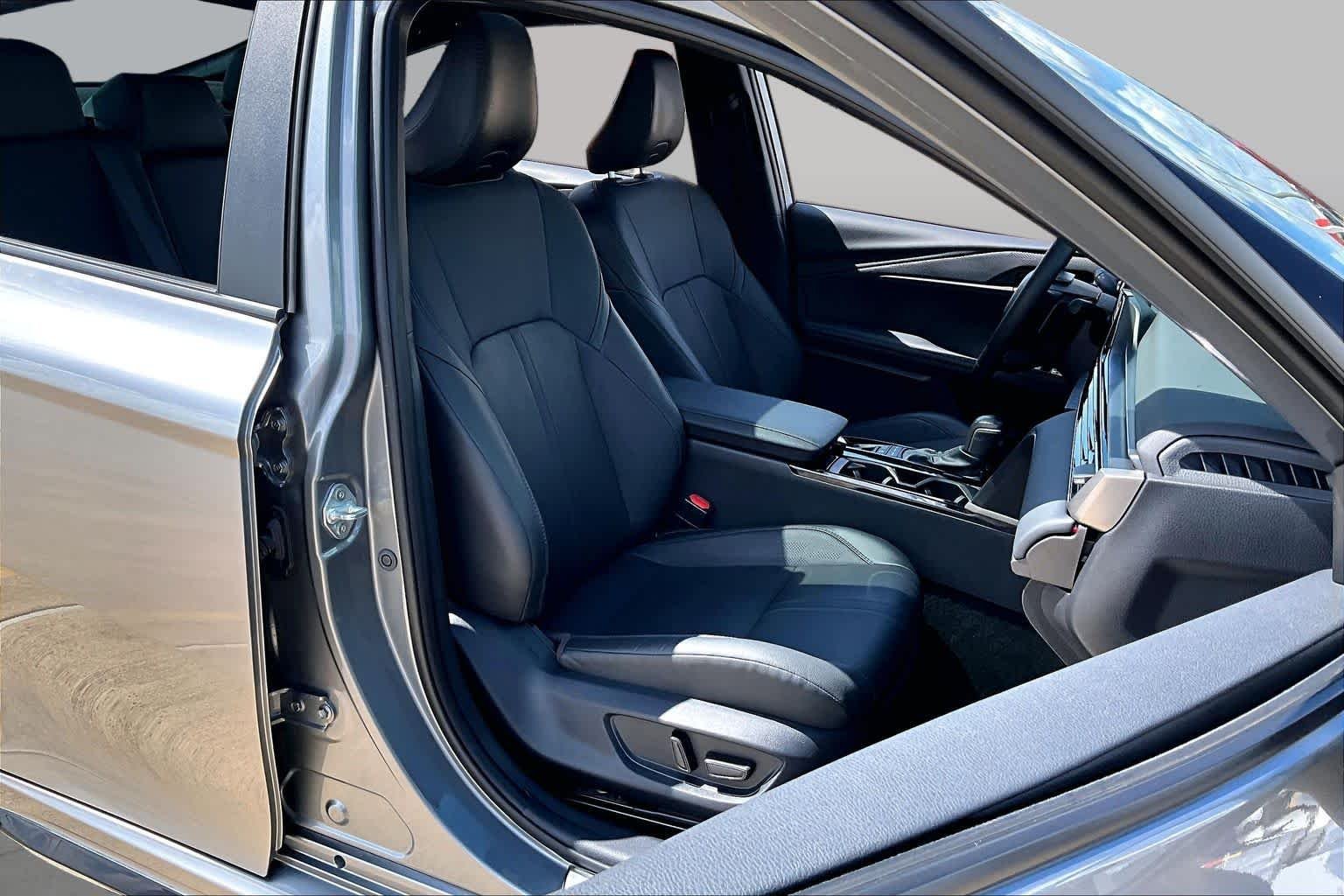 Used 2025 Heavy Metal/Midnight Black Metallic Toyota XSE image 9