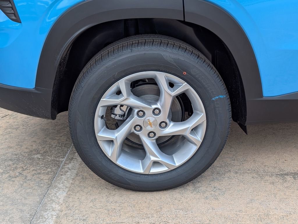 New 2026 Marina Blue Metallic Chevrolet LS image 3