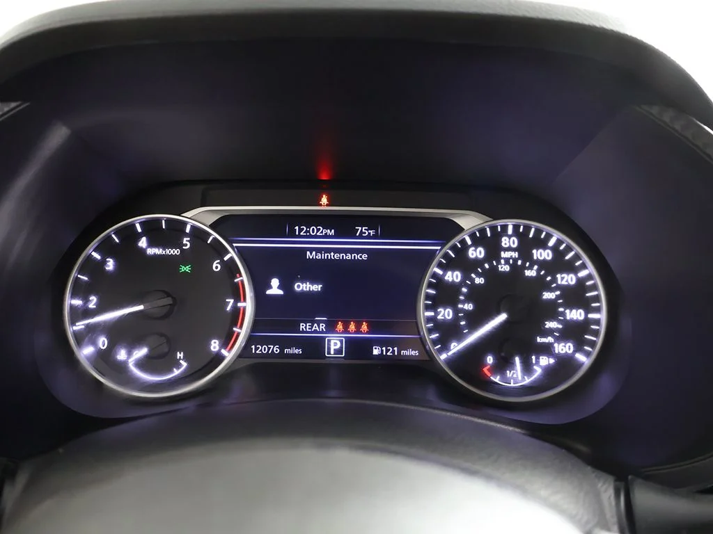 Used 2024 Gray Metallic Nissan SR image 37