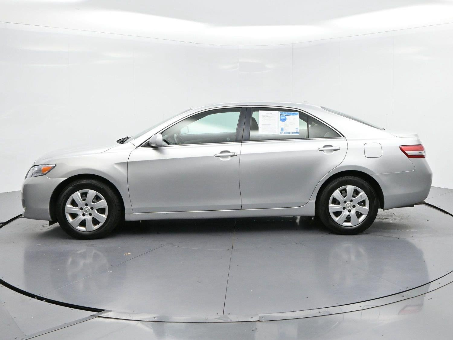 Used 2010 Classic Silver Metallic Toyota LE image 5