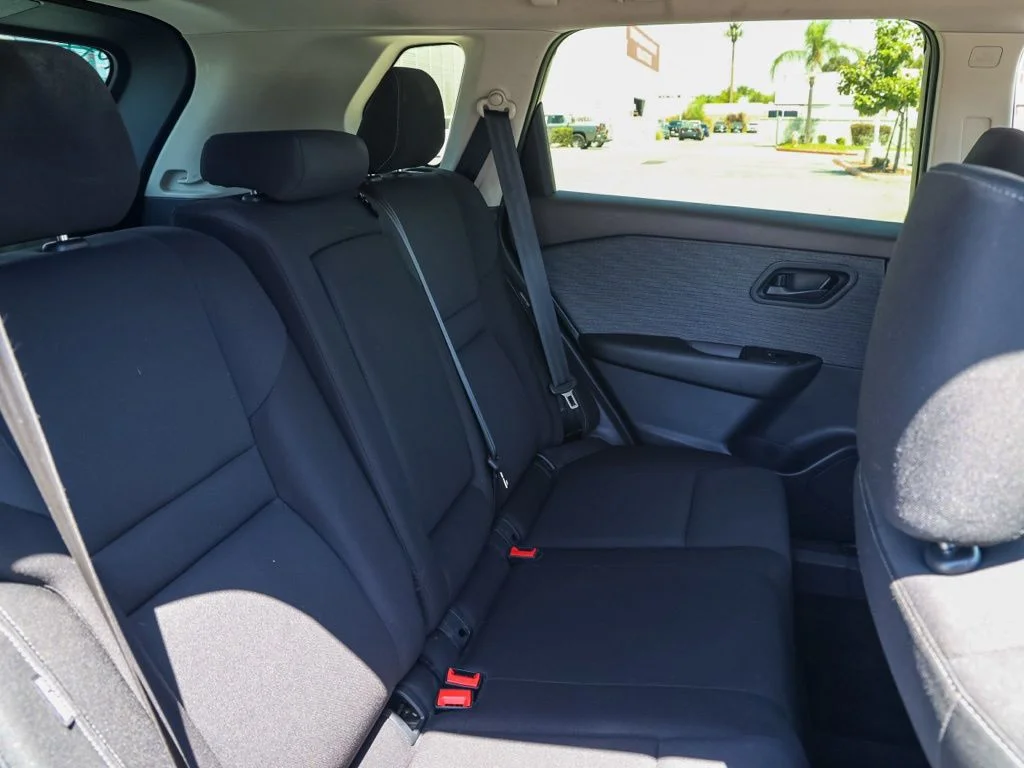 Used 2023 Black Nissan S image 17