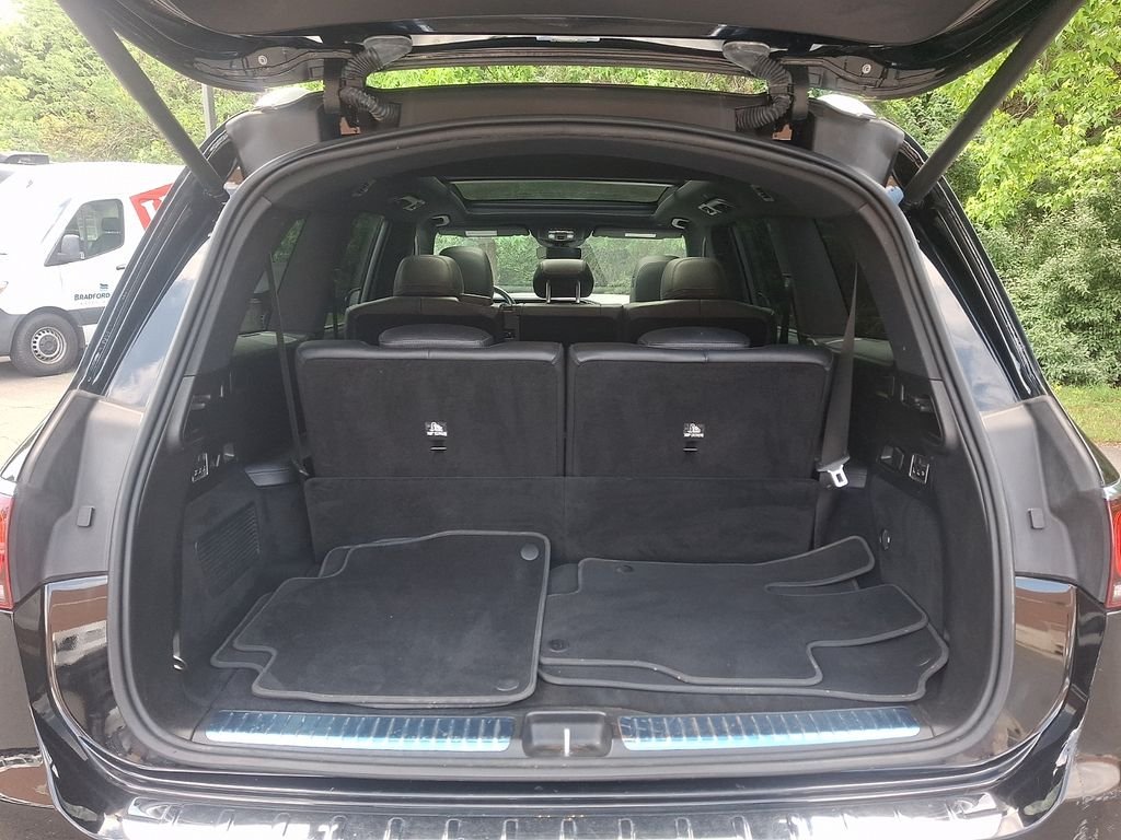 Used 2021 Black Mercedes-Benz GLS 450 image 27
