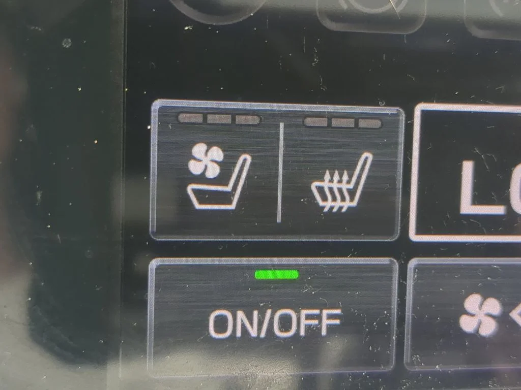 Used 2020 White Subaru Touring image 26