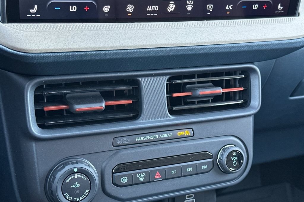 2025 Ford Maverick Lariat - Photo 17