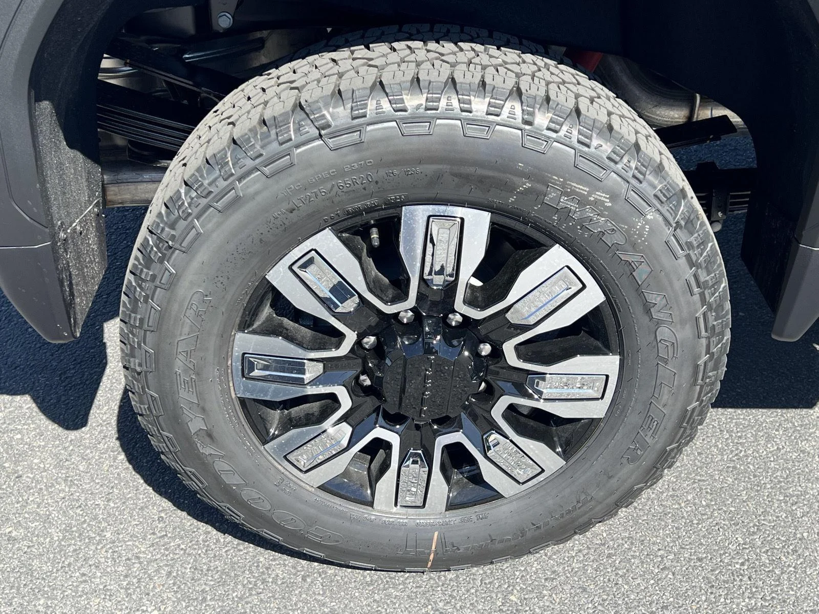 2026 GMC Sierra 3500HD Denali - Photo 12