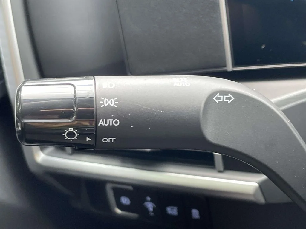 New 2026 Silver Hyundai SEL image 23