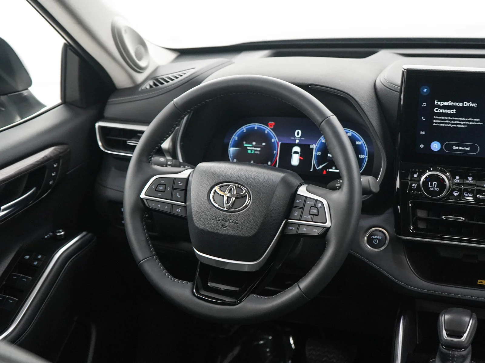 Used 2026  Toyota Hybrid Platinum image 13