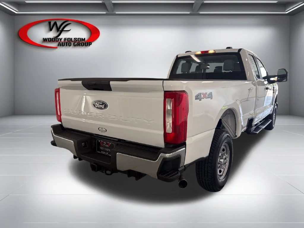New 2027 White Ford XL image 6