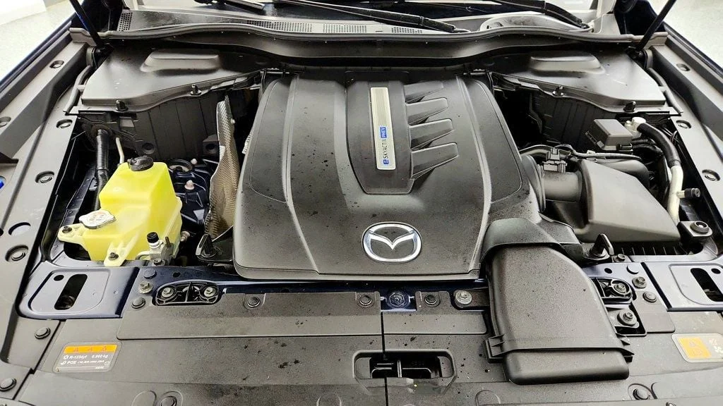 Used 2024 Deep Crystal Blue Mica Mazda Premium Plus AWD image 29